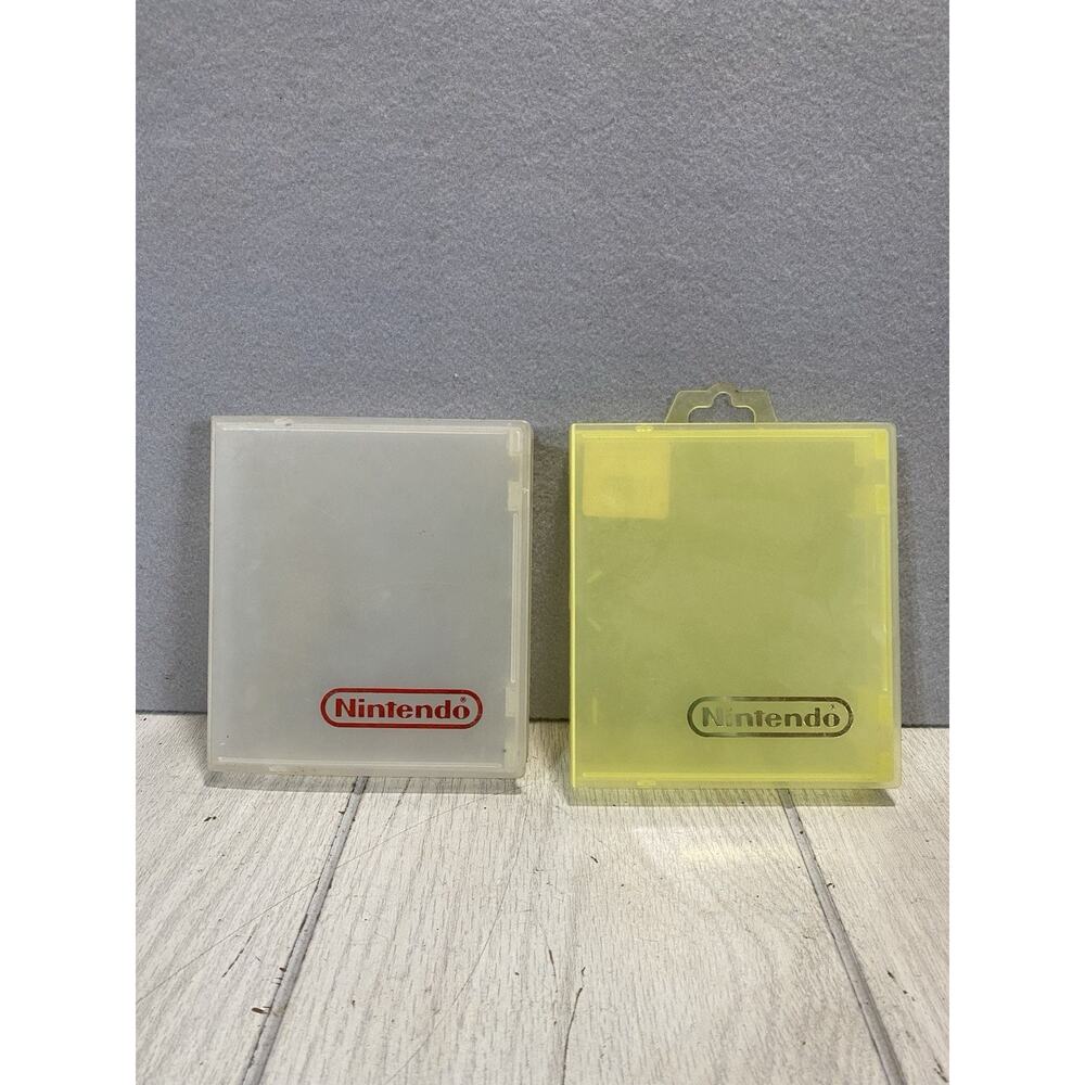 Lot of 2 Official Original VTG Nintendo Plastic Game Cases Clam Shell NES